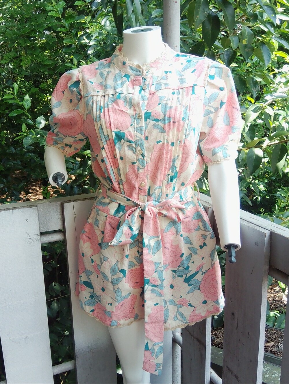 Floral Cottagecore Boho Shorts Romper Jumpsuit Size Medium